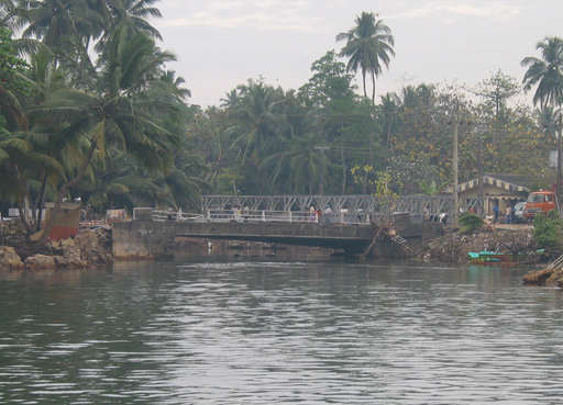 Galle bridge damaged by tsunami
