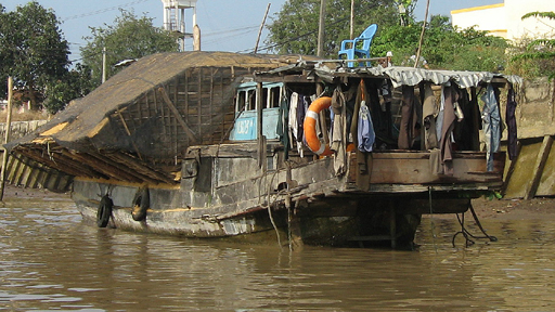 Rice barge